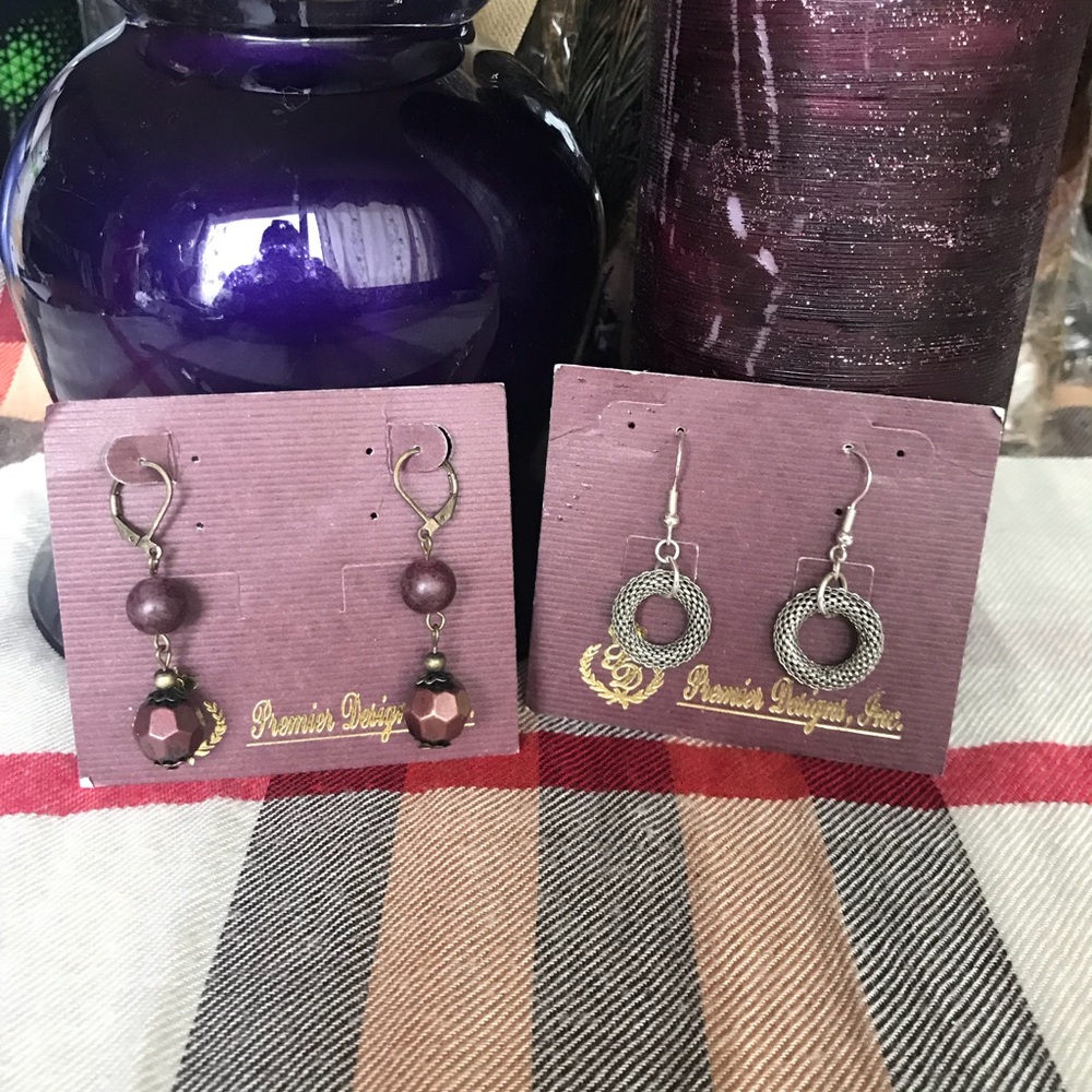 EARRINGS PRE BUNDLE